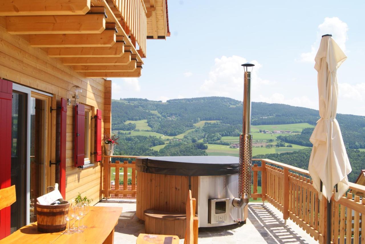 Chalet mit Sauna, Hot Pot und Kamin, ruhige Lage am Waldrand Pöllauberg Extérieur photo