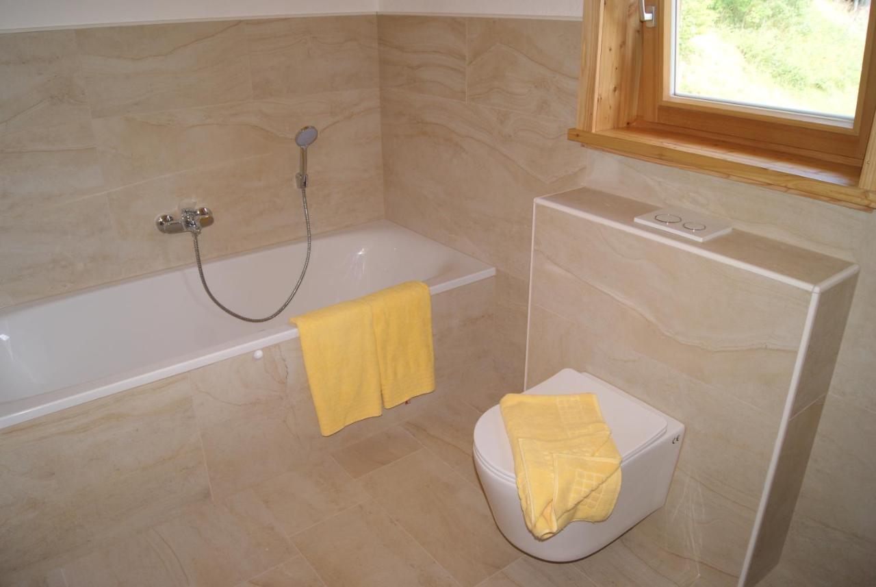 Chalet mit Sauna, Hot Pot und Kamin, ruhige Lage am Waldrand Pöllauberg Extérieur photo