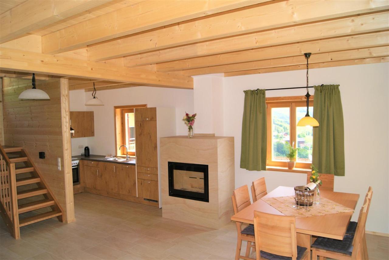 Chalet mit Sauna, Hot Pot und Kamin, ruhige Lage am Waldrand Pöllauberg Extérieur photo