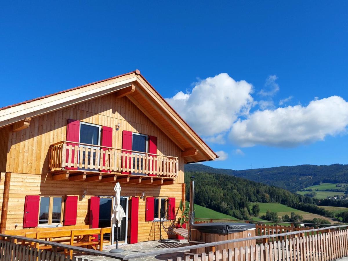 Chalet mit Sauna, Hot Pot und Kamin, ruhige Lage am Waldrand Pöllauberg Extérieur photo